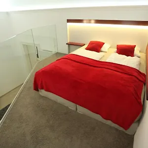Apartment Superior Loft At Basilica, Budapest