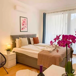 Apartman Opera