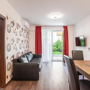 4* Hotel de apartamente Corvin